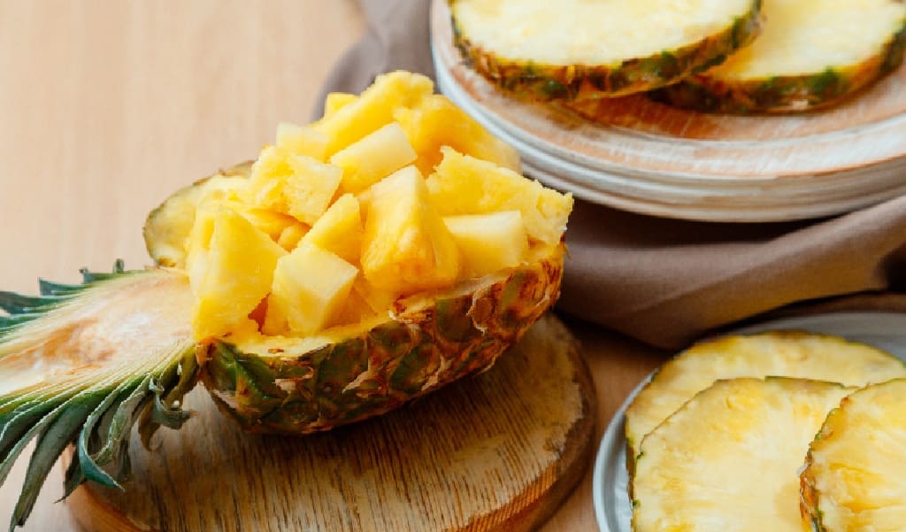 Manfaat buah nanas.