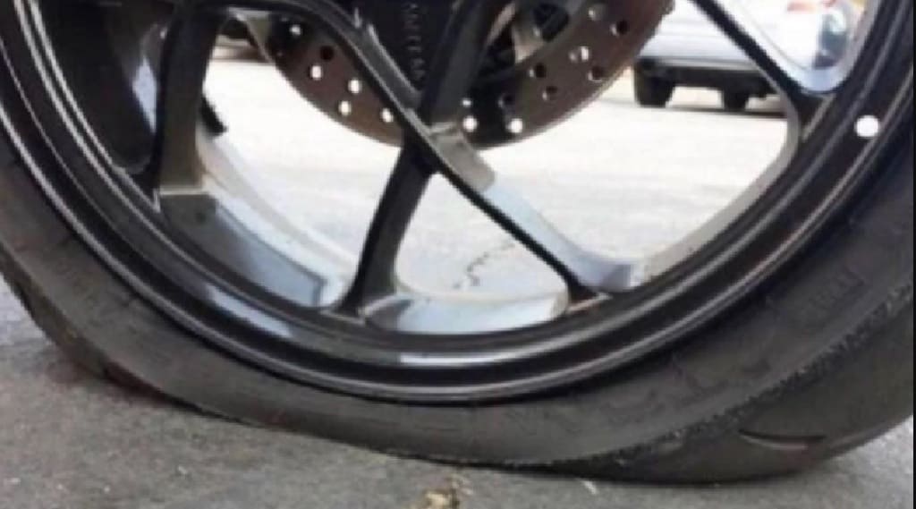 Tips Mudik Lebaran Dengan Roda Dua, Gak Perlu Takut Pecah Ban