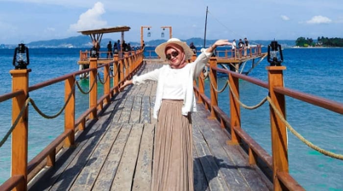 Mutun Beach. Photo by @reviwdya