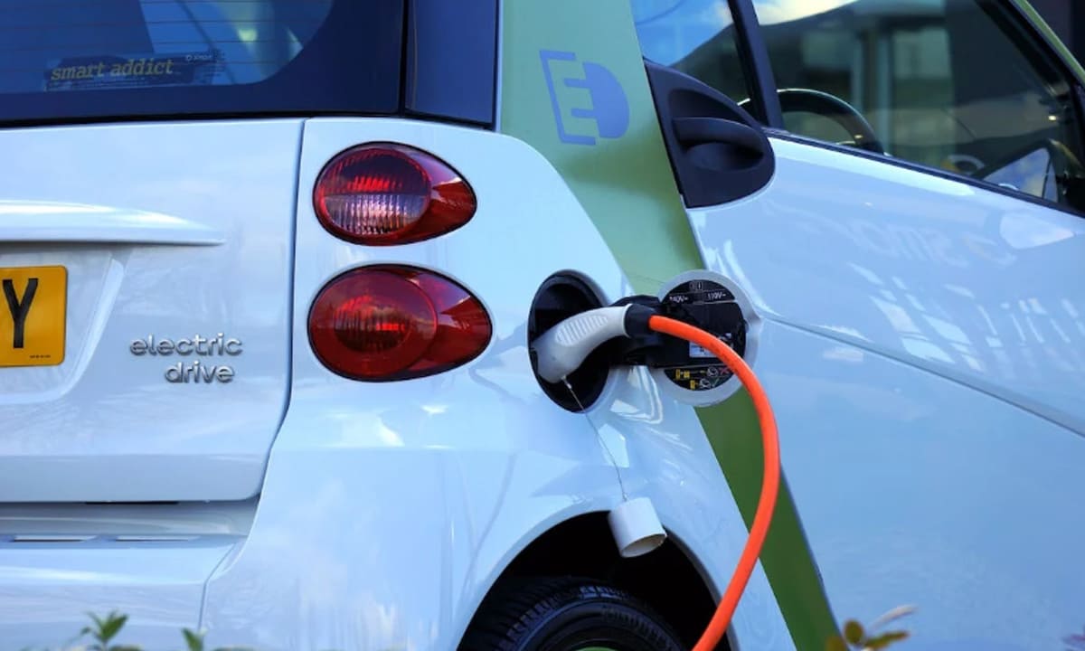 9 Alasan Ini Menjadikan Mobil Listrik Pilihan Tepat. foto: pexels