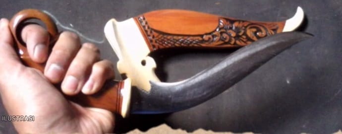 NGERI! Ini Deretan Senjata Tradisional Sumatera, Fungsinya Mematikan