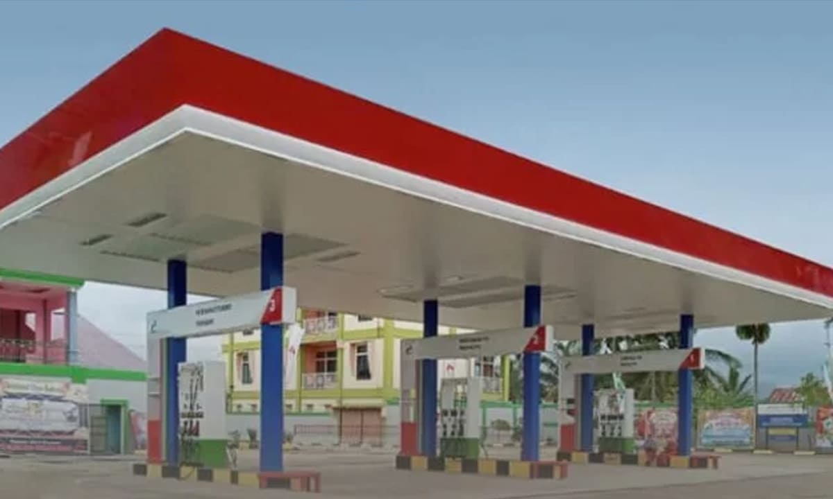 PT Pertamina Patra Niaga memberikan diskon harga Pertamax berlaku setiap hari Jumat selama bulan Agustus 2024.