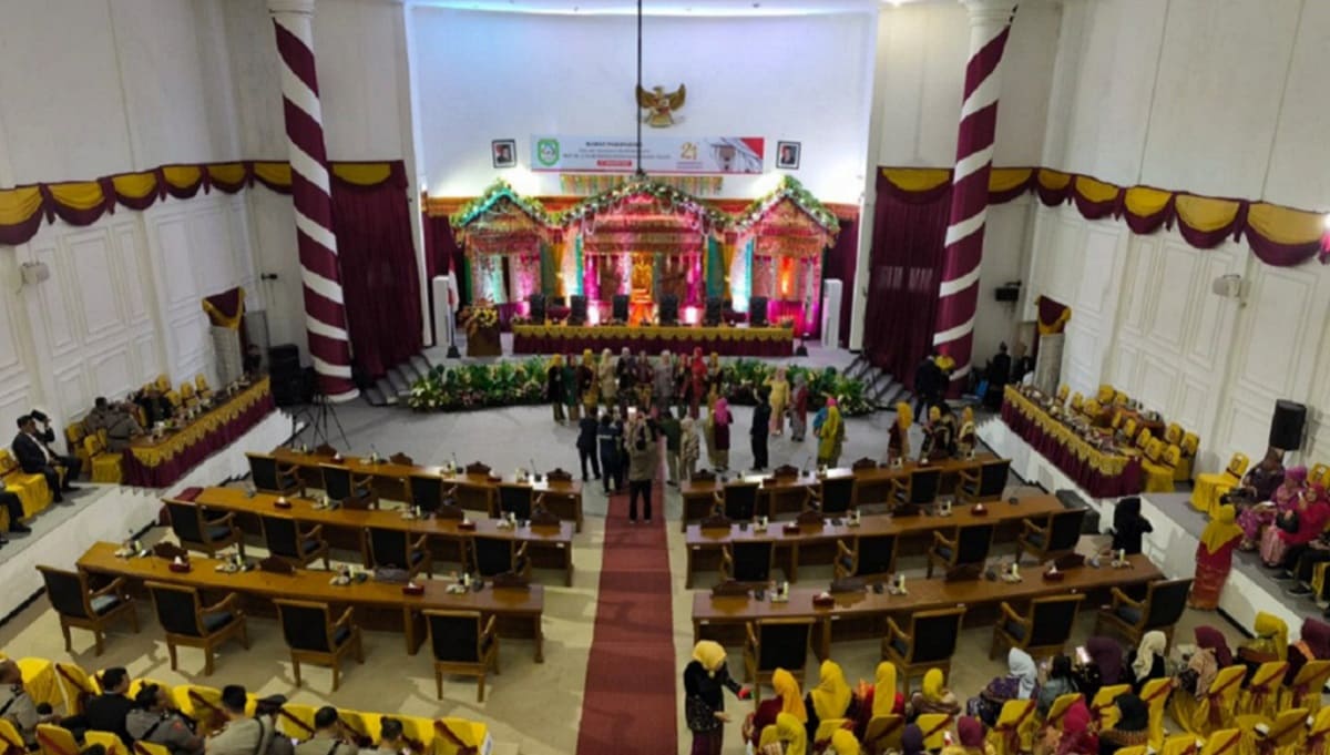 Rapat Paripurna HUT Kepahiang ke-21 - Ngenelo.net