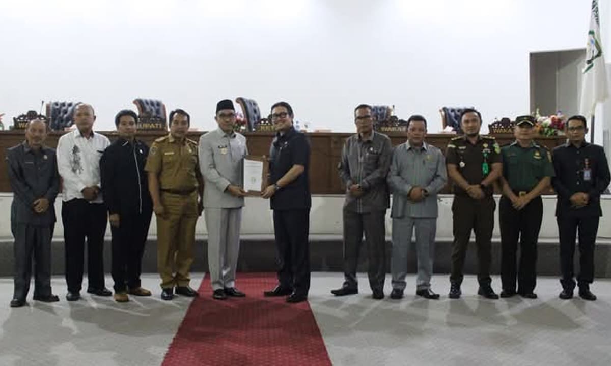 DPRD Kabupaten Kepahiang mengglar rapat paripurna penyampaian laporan hasil pembahasan LKPJ Bupati Tahun 2024.