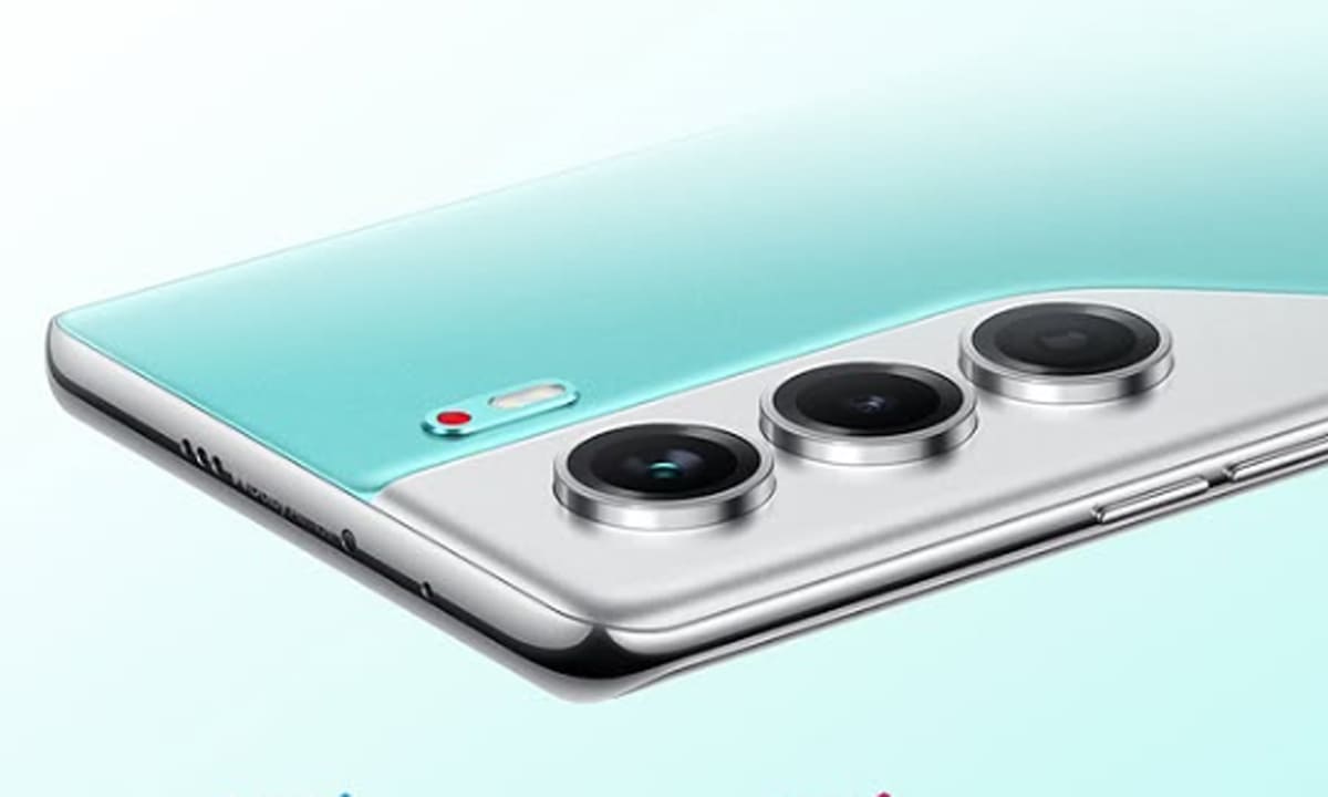 Memimpin di segmen menengah, Kamera HP Terbaik 2025, Tecno Camon 40 Pro 5G. Foto Ist