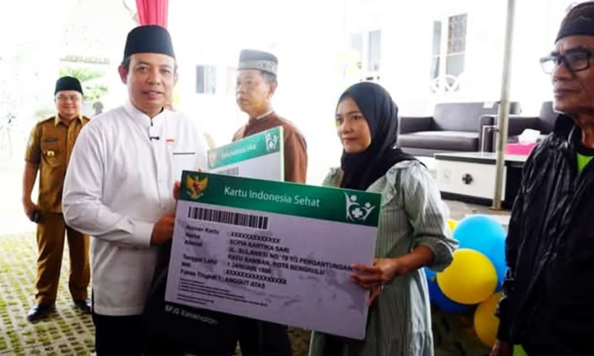 Walikota Bengkulu, Dedy Wahyudi, mengajak seluruh masyarakat Kota Benkulu untuk segera memanfaatkan Program Pemeriksaan Kesehatan Gratis. Foto: Media Center.