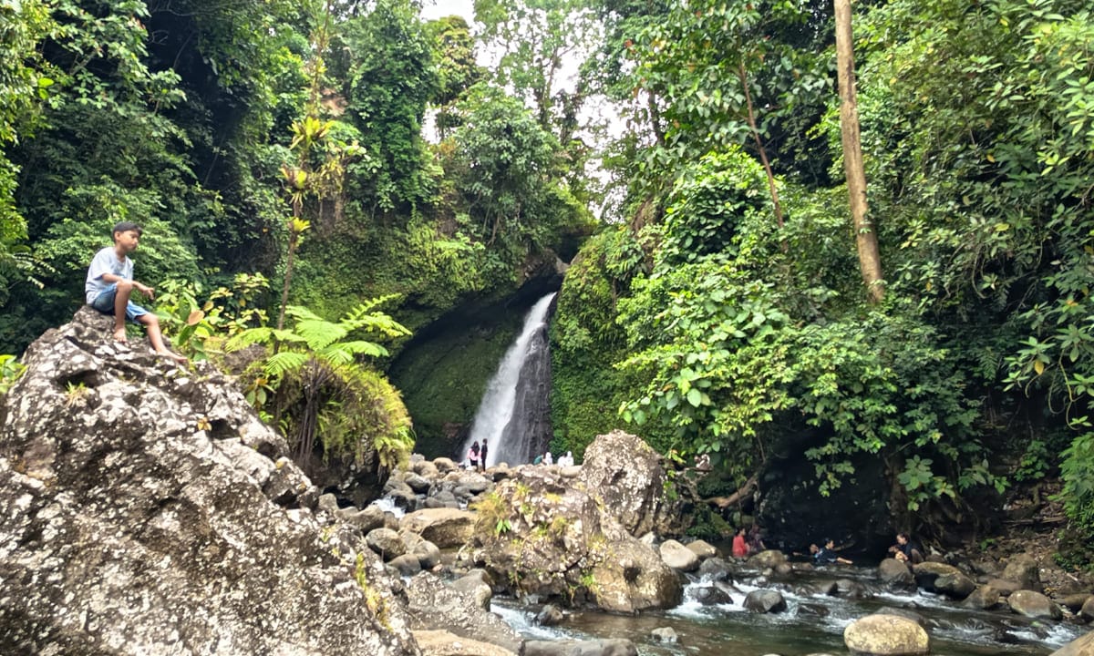 Wisata Air Terjun Kepala Siring Masih Sepi Pengunjung Pada Libur Lebaran ke 6.