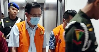 5 tersangka ditahan Kejati Bengkulu dalam kasus tambang batubara, termasuk Bebby Hussy, Rabu 23 Juli 2025 .