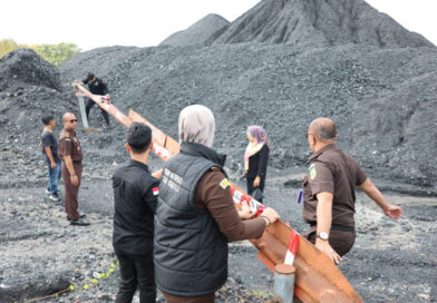 Stockpile Batubara di Teluk Sepang Disegel Kejati Bengkulu.