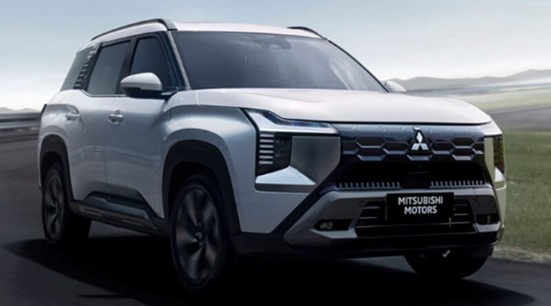 Mitsubishi Destinator resmi mengaspal di Indonesia.
