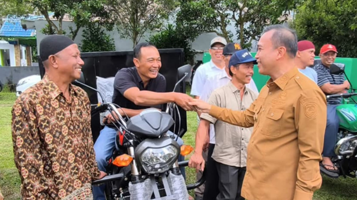14 motor pengangkut sampah resmi melayani warga Kepahiang.