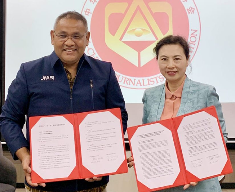 Hapus term: <yoastmark class=