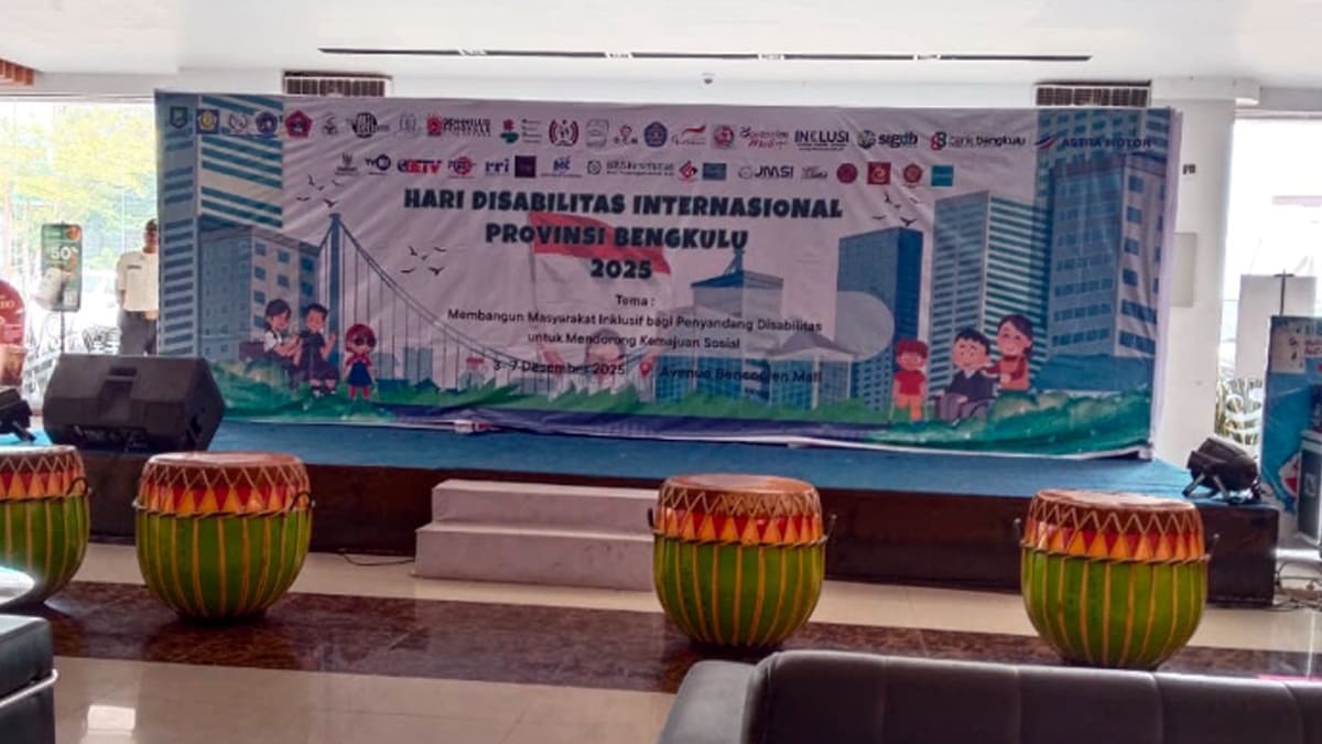 3 Desember peringati hari apa, Indonesia menandai Hari Disabilitas Internasional dan Hari Bakti PU diperingati hari ini di berbagai daerah, termasuk rovinsi Bengkulu.