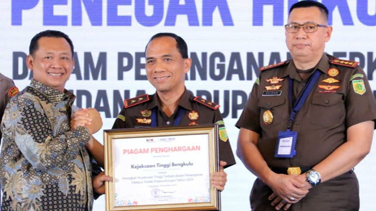 Hari Antikorupsi Sedunia, Kejati Bengkulu Raih Peringkat I Nasional.
