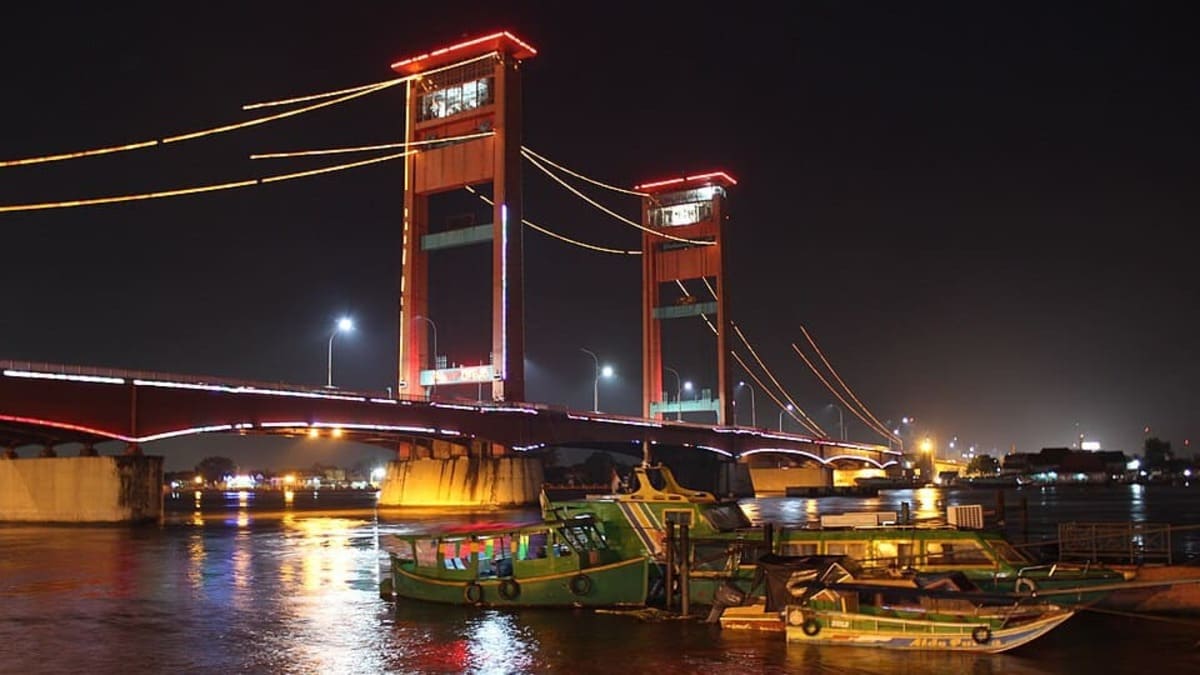 Jembatan Ampera ditutup selama 3 jam pada malam pergantian tahun baru 2026