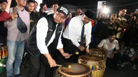 Wali Kota Bengkulu Dedy Wahyudi bersama Wakil Wali Kota Bengkulu Ronny P. L. Tobing meresmikan Belungguk Point, Sabtu 27 Desember 2025.