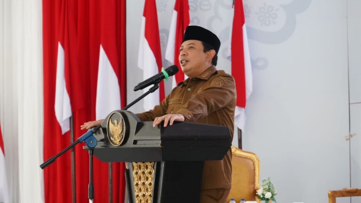 Pemerintah Kota Bengkulu resmi menerbitkan Surat Edaran Nataru Bengkulu, ditandatangani Wali Kota Bengkulu Dedy Wahyudi.