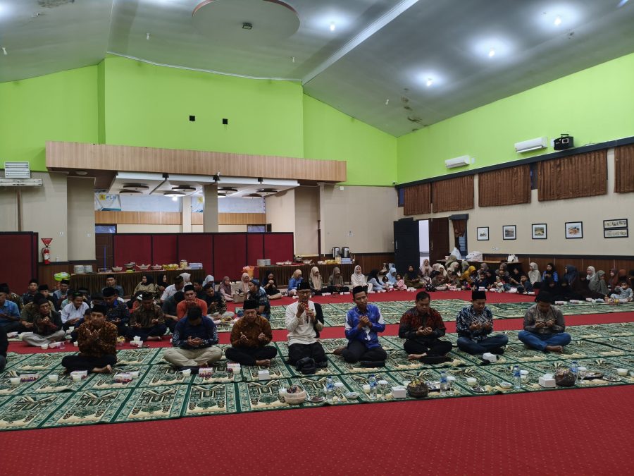 PLN IP UBP Bengkulu tebar kebaikan melalui santunan kepada anak yatim dan dhuafa.