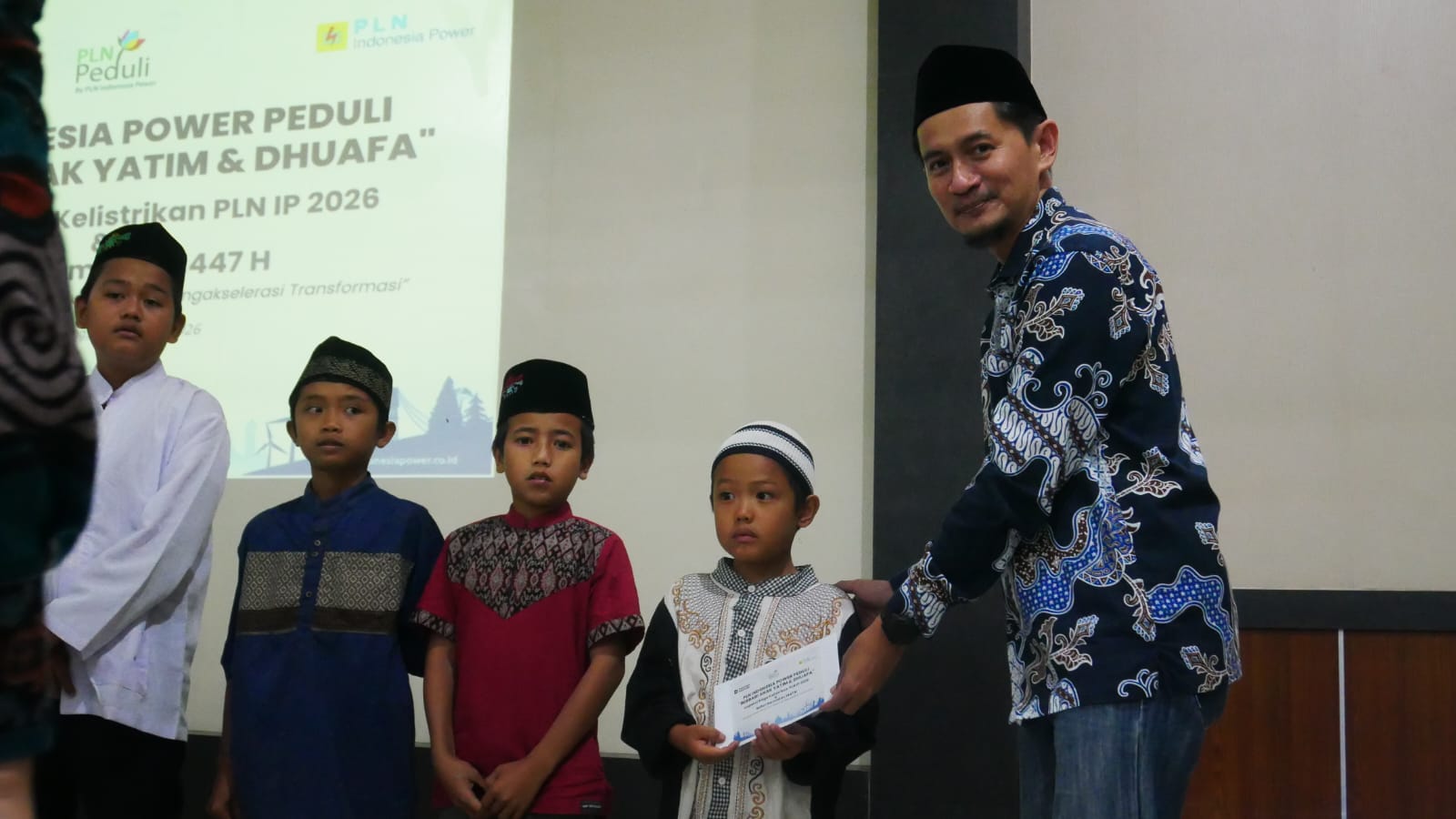 PLN IP UBP Bengkulu tebar kebaikan melalui santunan anak yatim dan dhuafa.