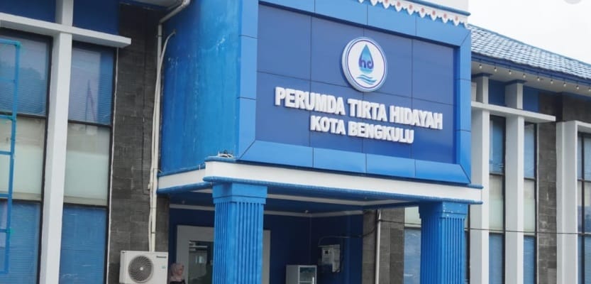 Nama Gubernur Bengkulu Disebut Terima 'Uang Panas' THL PDAM, Sidang Gratifikasi dan Suap Perumda