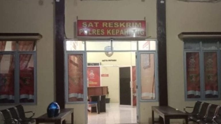 Dimediasi Satreskrim Polres Kepahiang, akhirnya Kadis PMD Kepahiang minta maaf dan akui kesalahan terhadap kebebasan pers.