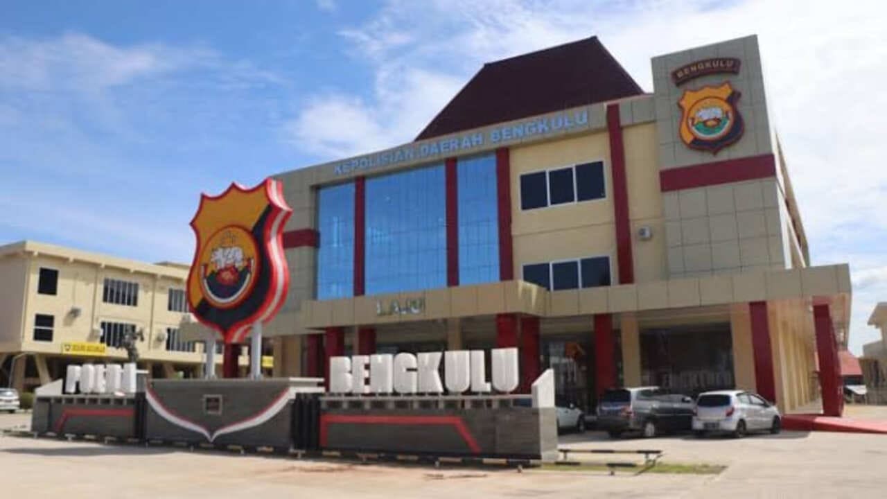 Kapolda dan Wakapolda Bengkulu masuk dalam daftar Mutasi Polri 2026.