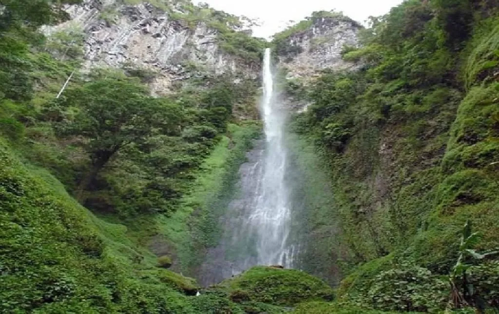 Pancoran Rayo Waterfall Kerinci-Indonesia, Hidden Beauty in the Middle of the Forest