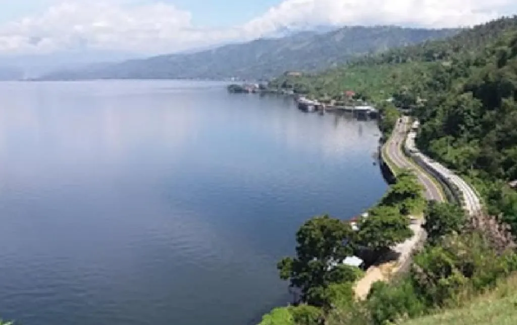Melihat Danau Singkarak, Danau Yang Membentang di Dua Kabupaten Sumatera Barat
