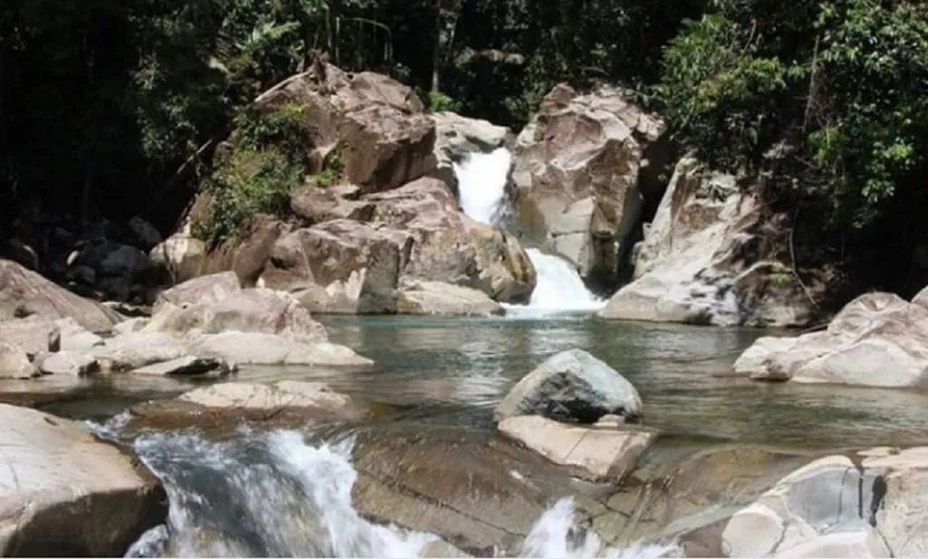 Air Terjun Lubuak Rantiang Sumatera Barat-Indonesia, Pesonanya Bikin Wah