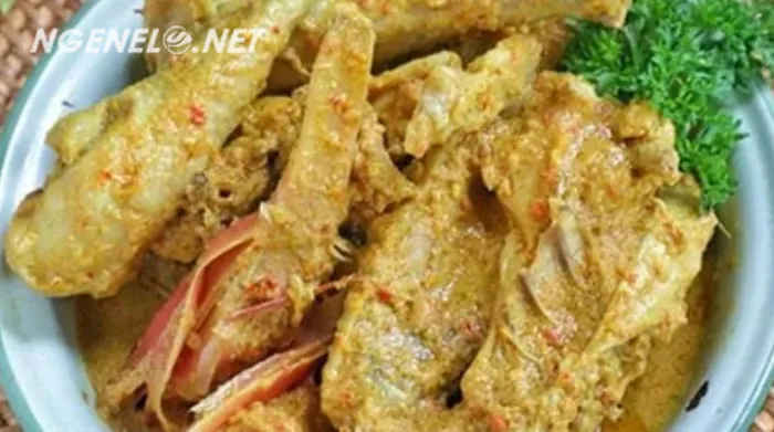 resep Ayam Kecombrang yang menggoda selera