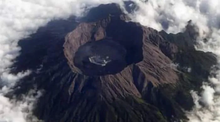 Destinasi Wisata Primadona Para Pendaki, Pesona dan 7 Misteri Gunung Raung.