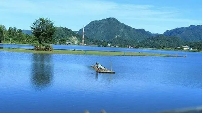 Keajaiban Danau Tarusan Kamang, Permata Tersembunyi di Sumatera Barat