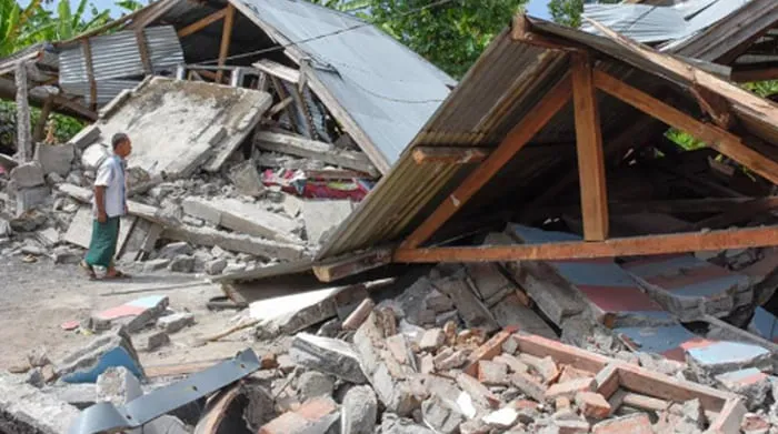 Fenomena Alam yang Menakutkan dalam Surat Az-Zalzalah