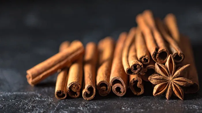 Kayu manis juga memiliki beragam manfaat kesehatan yang menakjubkan. foto: pexels