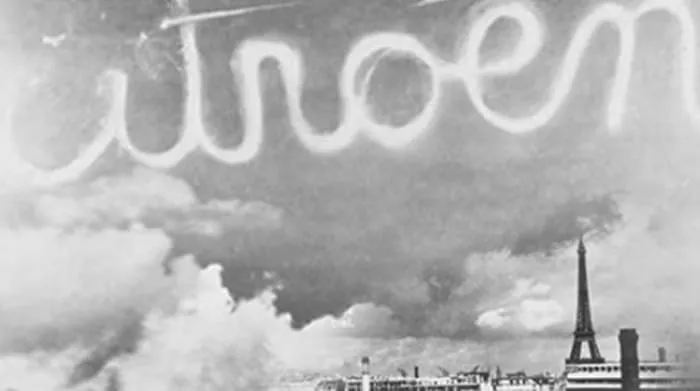 Peluncuran B2 dan 5HP di Pameran 1921, Citroen Hiasi Langit Paris