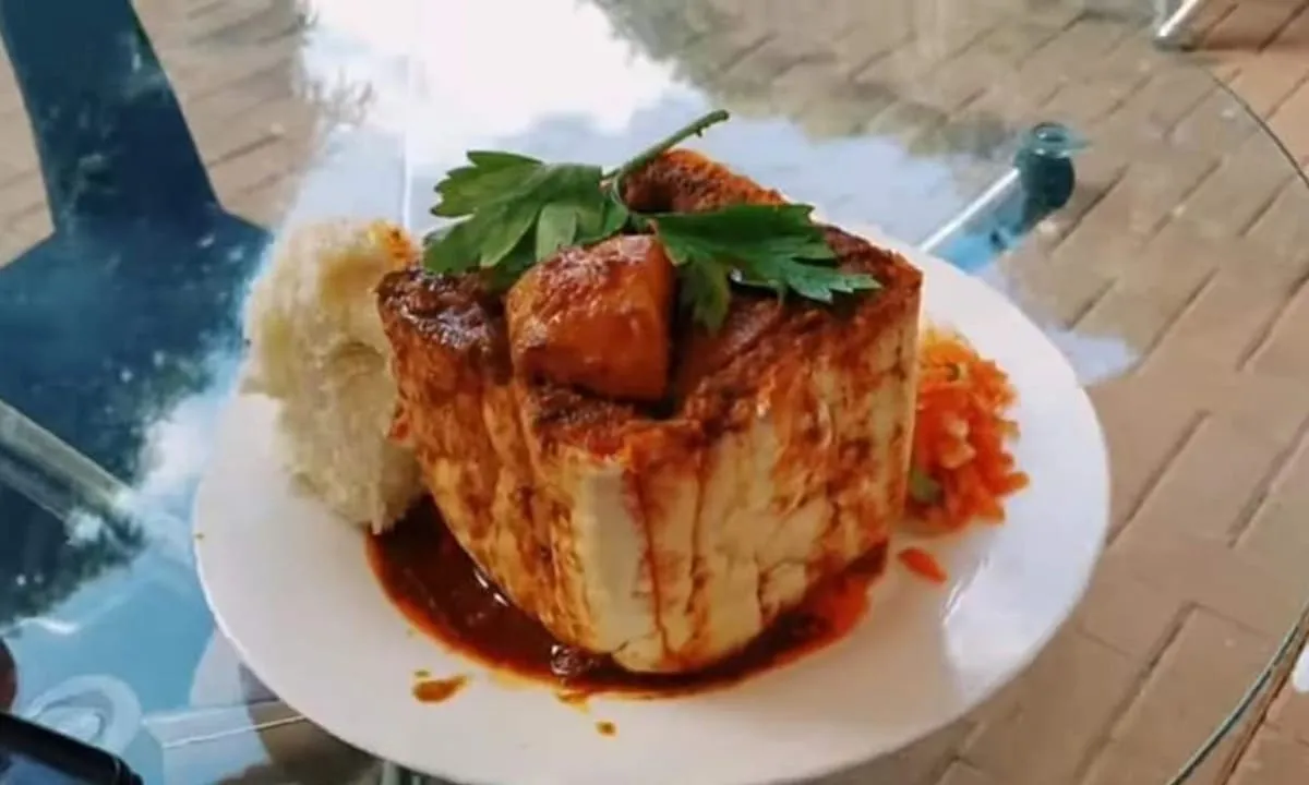 Bunny Chow, salah satu makanan khas Afrika Selatan.