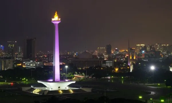 National Monument, one of Jakarta's 5 Night Tourist Destinations.