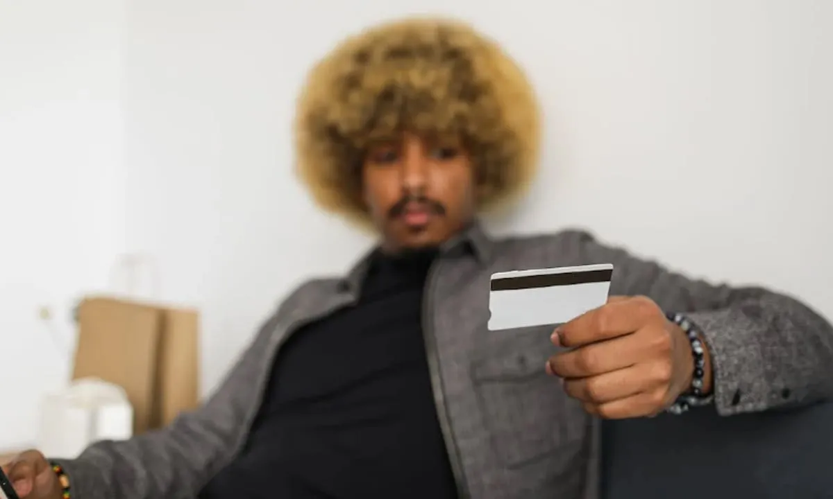 Panduan Memilih Kartu Kredit. foto: pexels