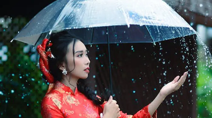 Saat musim hujan, penting untuk kita menjaga Kesehatan. foto: pexels