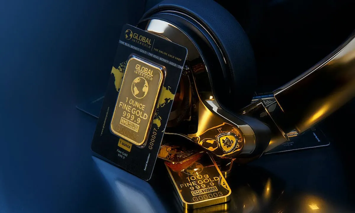 Salah satu investasi yang menjanjikan adalah Investasi Logam Mulia. foto: pexels