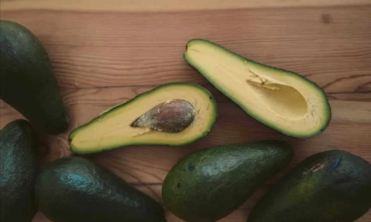 Alpukat sangat baik untuk menjaga kesehatan jantung Anda. foto: pexels