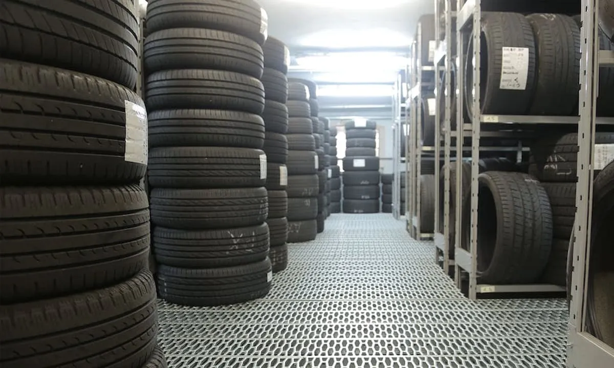 Aneka Jenis Ban Mobil. foto: pexels