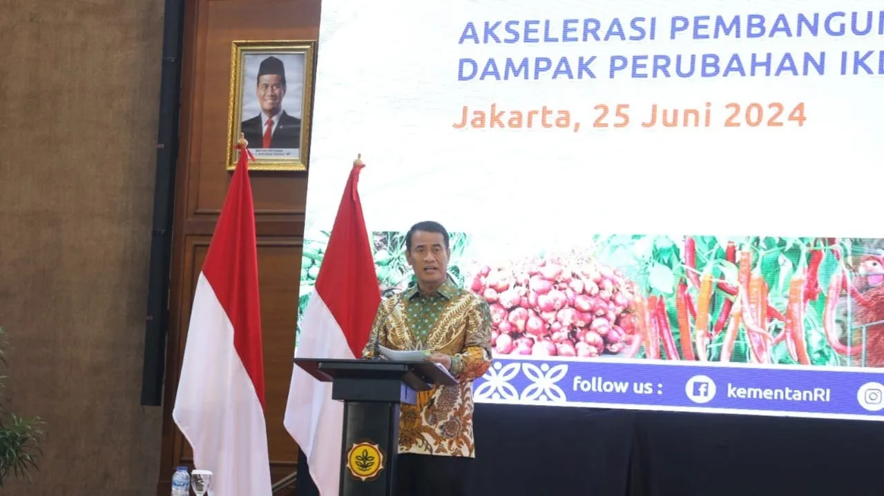 Dalam Musrenbangtannas Mentan Amran Ajak Petani Bersatu Hadapi Krisis Pangan Global.