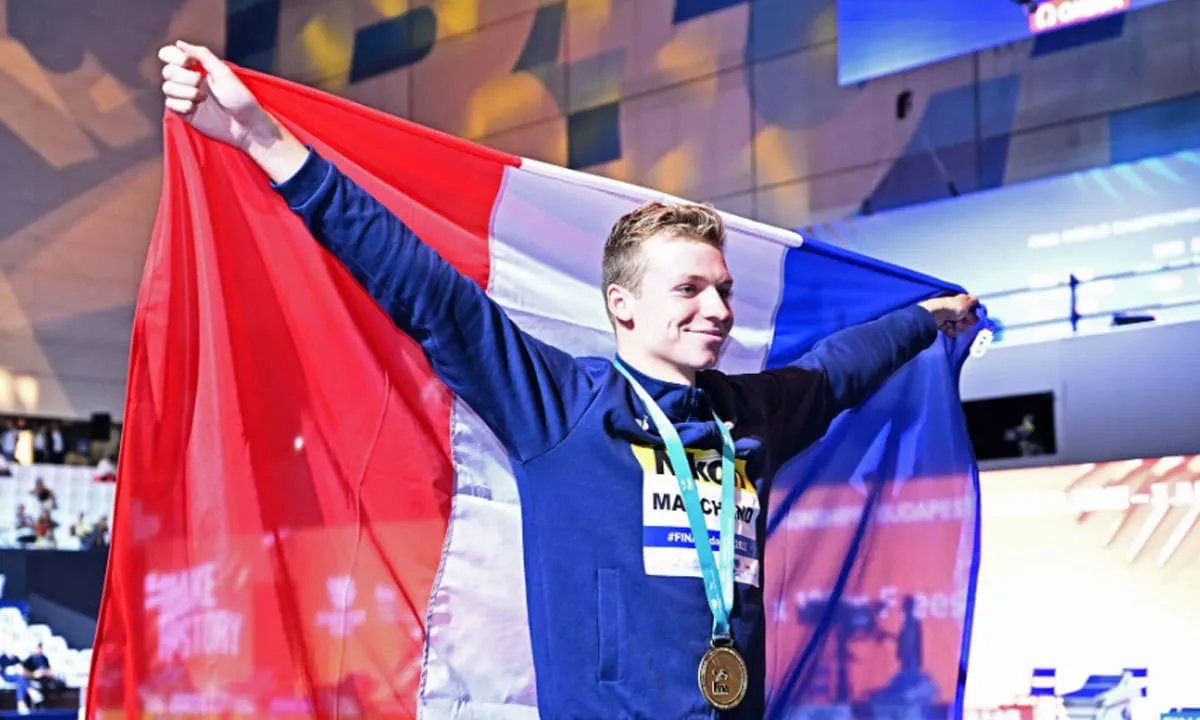 Leon Marchand, menorehkan sejarah baru di Olimpiade Paris 2024 sebagai peraih medali emas terbanyak.
