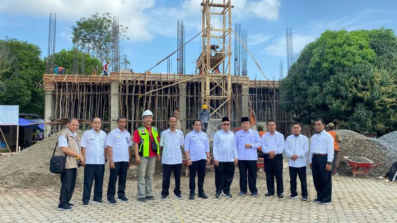 Kakanwil Kemenag Provinsi Bengkulu Cek Pembangunan Gedung PLHUT di Bengkulu Utara