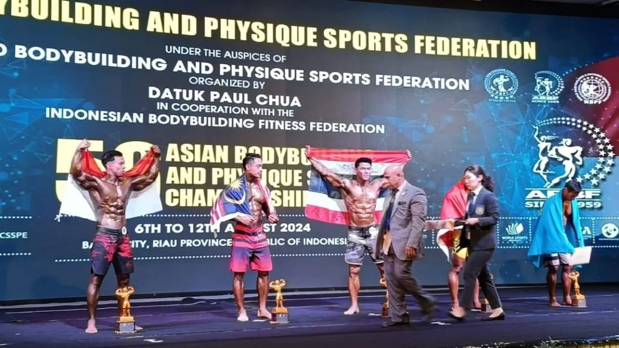 Binaragawan yang berhasil meraih medali di Kejuaraan Asia 56Th Budybuilding Fitness Sports Championship 2024.