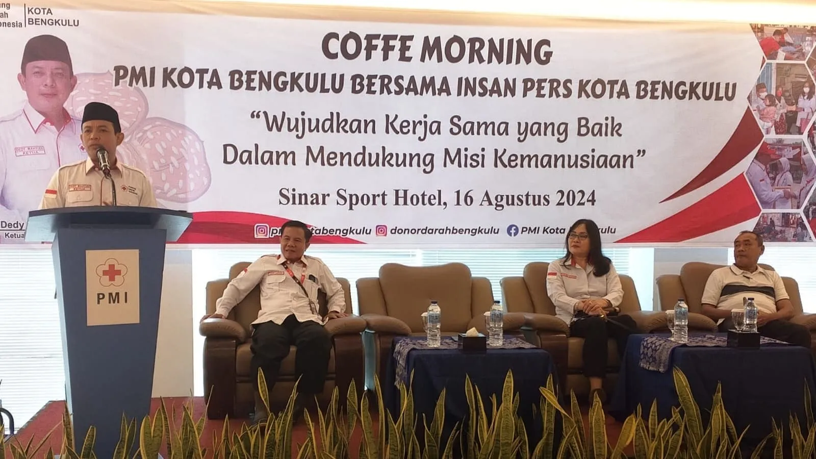 Ketua PMI Kota Bengkulu menyampaikan sambutan dalan acara coffe morning bersama wartawan, Jumat Jumat 16 Agustus 2024.(foto/tarmandi