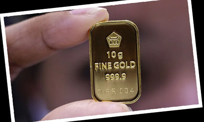 Harga Emas Antam Turun