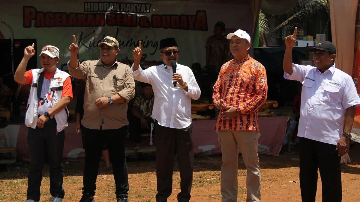 Kampanye tatap muka perdana paslon Dani Hamdani - Sukatno ( DISUKA) pada pilwakot Bengkulu 2024.