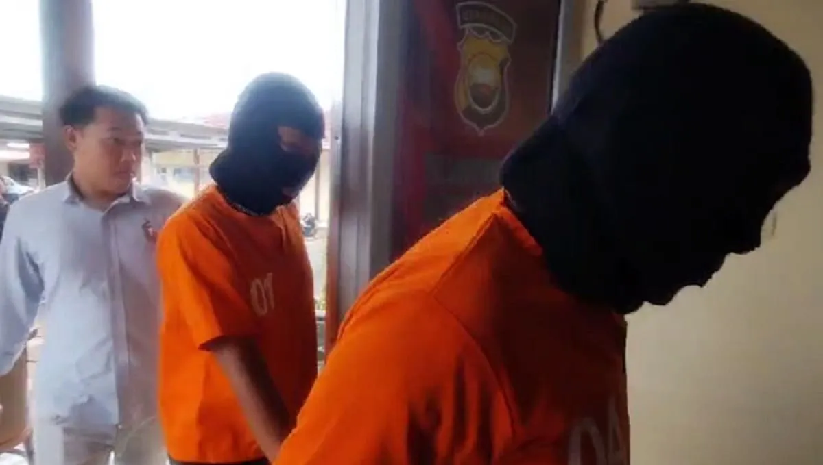 Kades Suro Bali dan Bendahara Desa saat ini diamankan Polres Kepahiang dengan status tersangka - Ngenelo.net